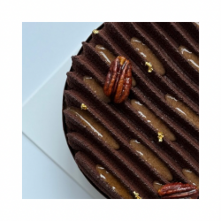 Pecan & Dark Chocolate 6"
